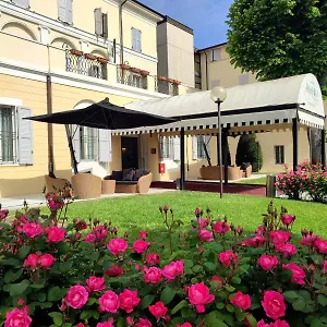 Rechigi Park Hotel Modène